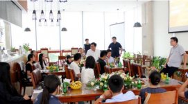 【重慶火鍋專用油批發(fā)】重構(gòu)餐飲成本結(jié)構(gòu)，香橙互動助力餐飲進入人工智能時